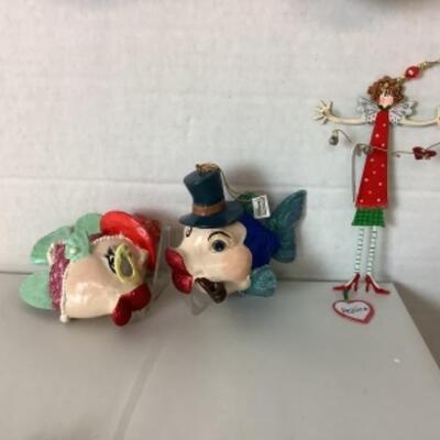 G - 833 Artisan Crafted Ornament Lot 