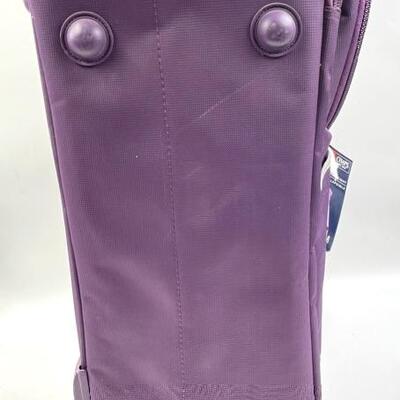 CHAPS LARGE â€œLIGHT FORMâ€ ROLLING PURPLE SUITCASE