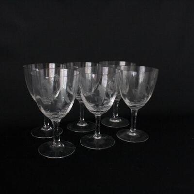 Lot #225: Vintage Etched Wine Glasses 