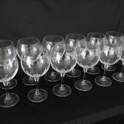 Lot #228: Clear Cut Red Wine Glasses Set