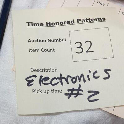 Lot 32 Electronics lot #2