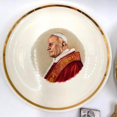 POPE MEMORABILIA LOT OF 4