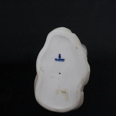 Lot #245: Lladro #4972 Girl with Lilies Porcelain Figurine 