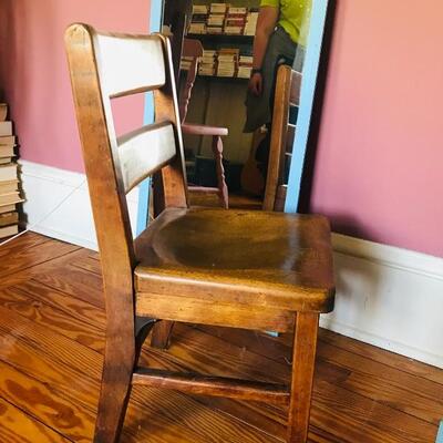 Lot 120:  Childâ€™s Furniture 