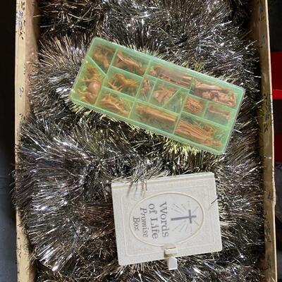 Lot 306: Christmas Lot 