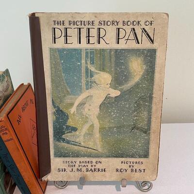 Lot 151 - Vintage/Antique Childrenâ€™s Classics 