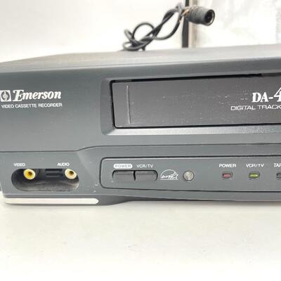 EMERSON EWV401B VHS PLAYER