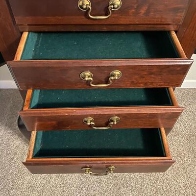 Lot 156 - Nice Wooden Jewelry Box