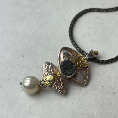 K660 Sterling 14k Yellow Gold Pearl Necklace Earring Set by Sally Craig 