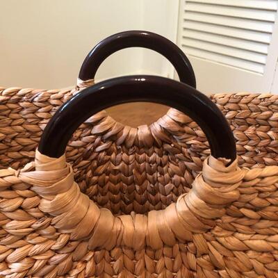 Lot 162 - Large Assortment of Baskets