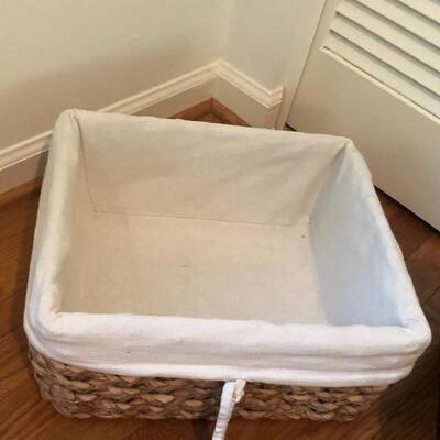 Lot 162 - Large Assortment of Baskets
