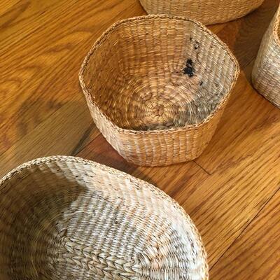 Lot 162 - Large Assortment of Baskets