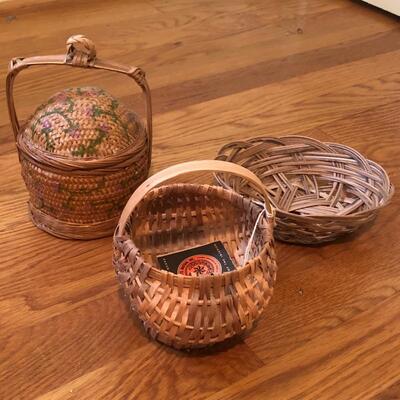Lot 162 - Large Assortment of Baskets