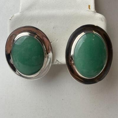 K665 Sterling Chalcedony Oval Earrings and Glass Pendant