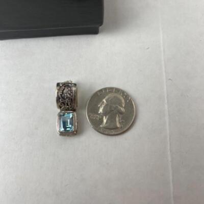 K667 Sterling Silver Blue Topaz Ring And Earring Set 