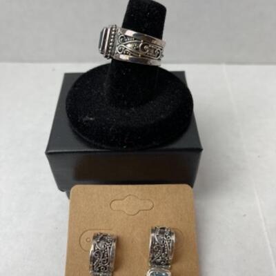 K667 Sterling Silver Blue Topaz Ring And Earring Set 