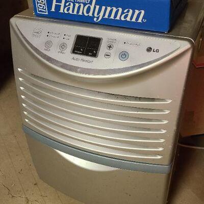 B 0: Humidifier & Handyman Magazines