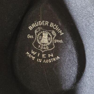 Lot 189: Vintage Hats: Austria, France, and More