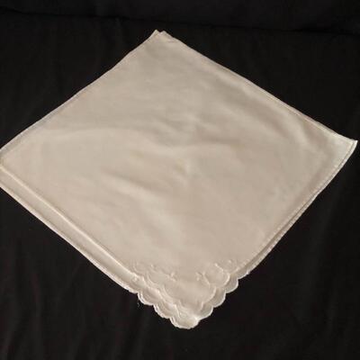 Lot 167 - Vintage Linens