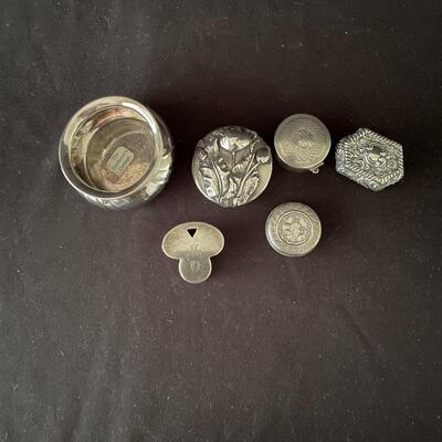 Lot 171 - Sterling Trinket Boxes