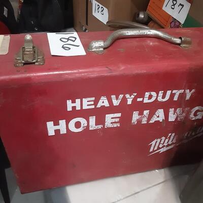 lot 186 - Milwaukee Heavy Duty Hole Hog Drill and bits