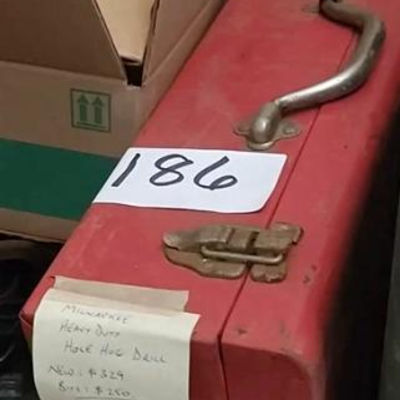 lot 186 - Milwaukee Heavy Duty Hole Hog Drill and bits