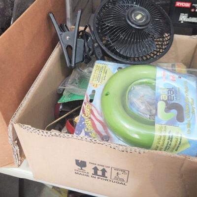 Lot 200 - Clamps, hose, clip fan, Green gasket,  etc.