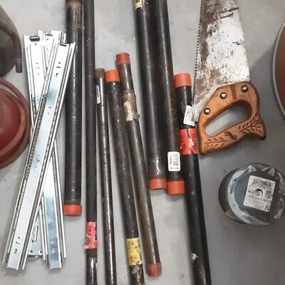 lot 206 - Bucket of asstd tools