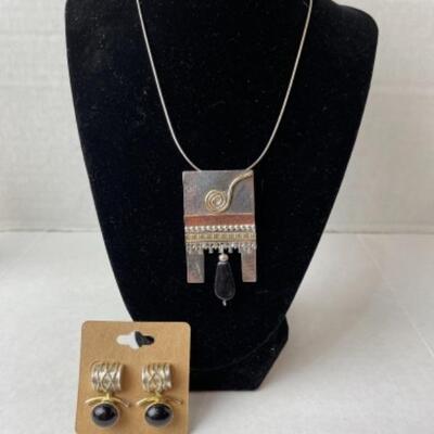 K690 Sterling Mixed Metal Artisan Pendant / Pin with Earrings  Set