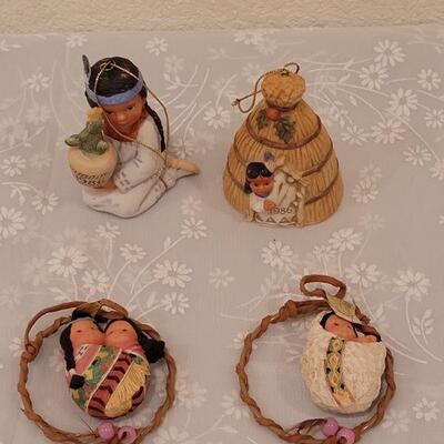 Lot 58: Vintage Sagebrush Ornaments and (2) Friends of the Feather Ornaments 