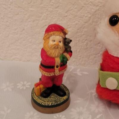 Lot 68: Vintage Assorted Santa Ornaments 