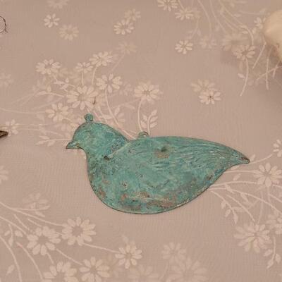Lot 70:  Bird Theme Ornaments and Small Chime