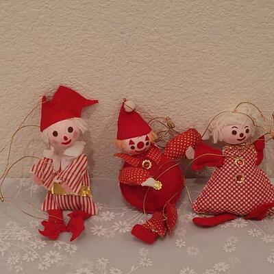 Lot 73: Vintage Mr. CHRISTMAS Puppet Ornaments 