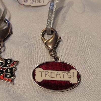 Lot 87: New Pet Charms
