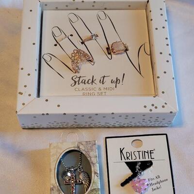 Lot 127: New Stackable Gold Rings, Necklace and Cell phone Charm