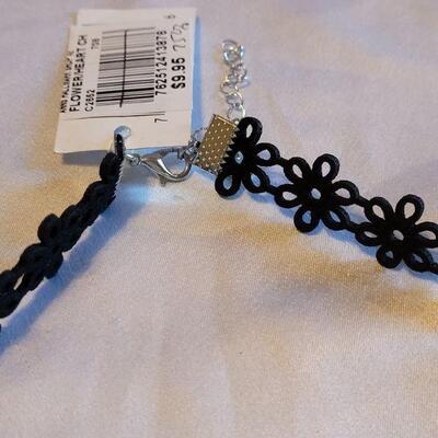 Lot 142: New Choker Necklace, Switchable Charm and Princess Crown Rings
