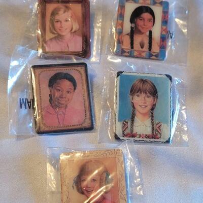 Lot 144: Vintage American Girl Pins
