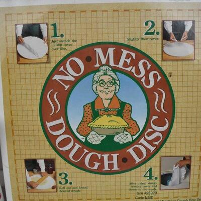 No Mess Dough Disc & Bacon Wave - Open Box, Unused