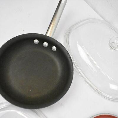9 pc Various Kitchen: Anchor Hocking Dish, Frying Pan, & 7 mismatched lids