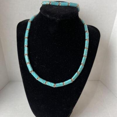 K693 Sterling Silver and Turquoise Necklace & Bracelet Set 