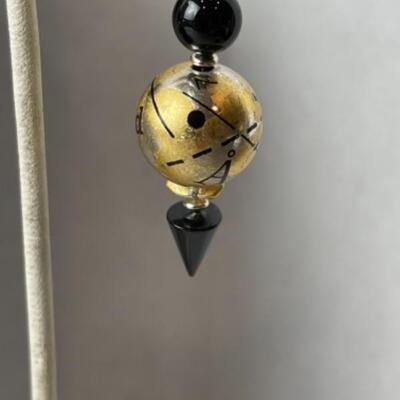 K694 Black And Gold Artisan Glass Beaded Necklace and Earring Set 