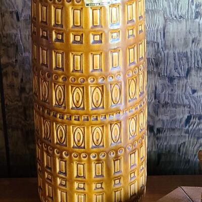 Lot 176: 1960s MCM Scheurich Vase and More