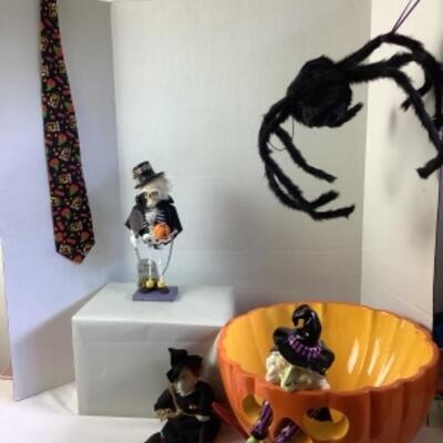 G - 853. Wacky Witch Lot 