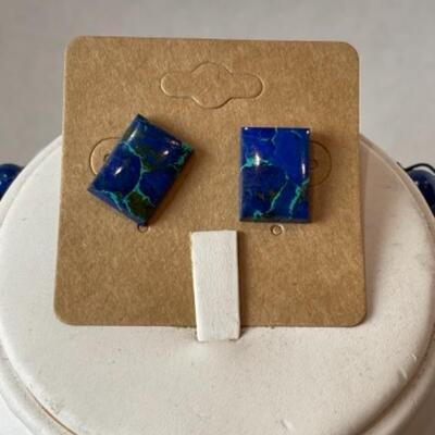 K699 New with Tag Pearl, Gold Blue Lapis Necklace with Earrings 