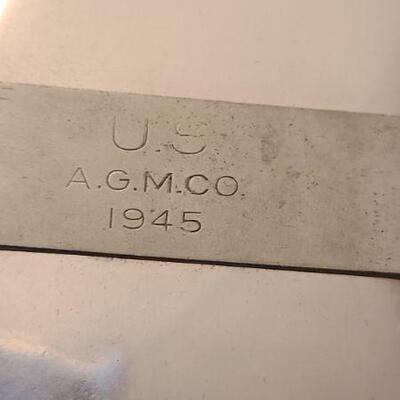 Lot 160: 1945 US A.G.M.Co Military Canteen