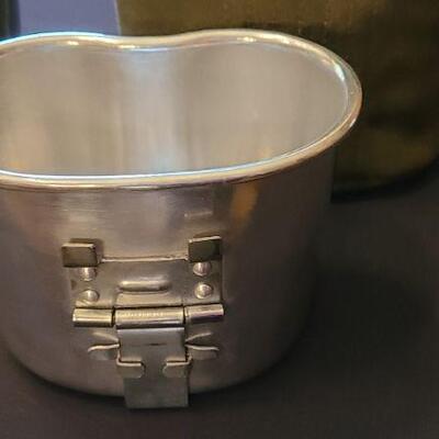 Lot 160: 1945 US A.G.M.Co Military Canteen