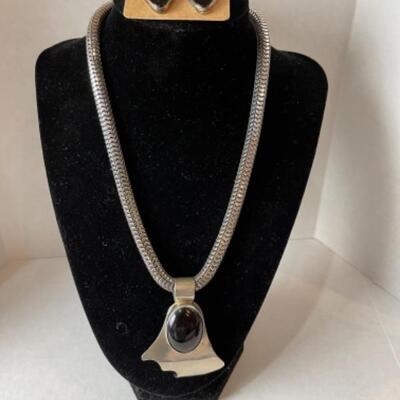 K703 Sterling Silver Black Onyx Necklace /Earrings 