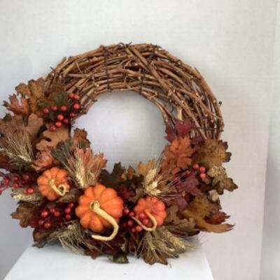 G - 860 Friendly Scarecrows 