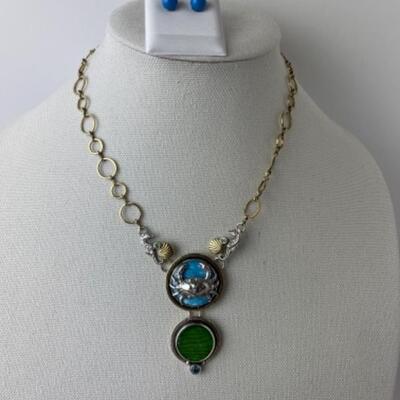 K707 Sterling Silver Artisan Crab Necklace and Earring Set 