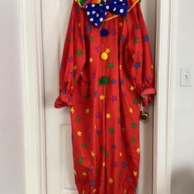 G - 864 Lot of Costumes ( 5 ) 